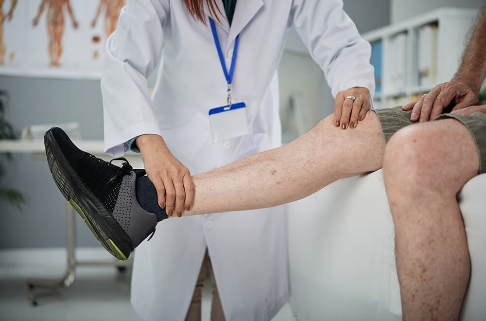 Varicose vein treatment — safest treatment for enlarged veins in hand or varicose veins featured image | Prof. Dr. Imtiaz Ahmad, interventional radiologist